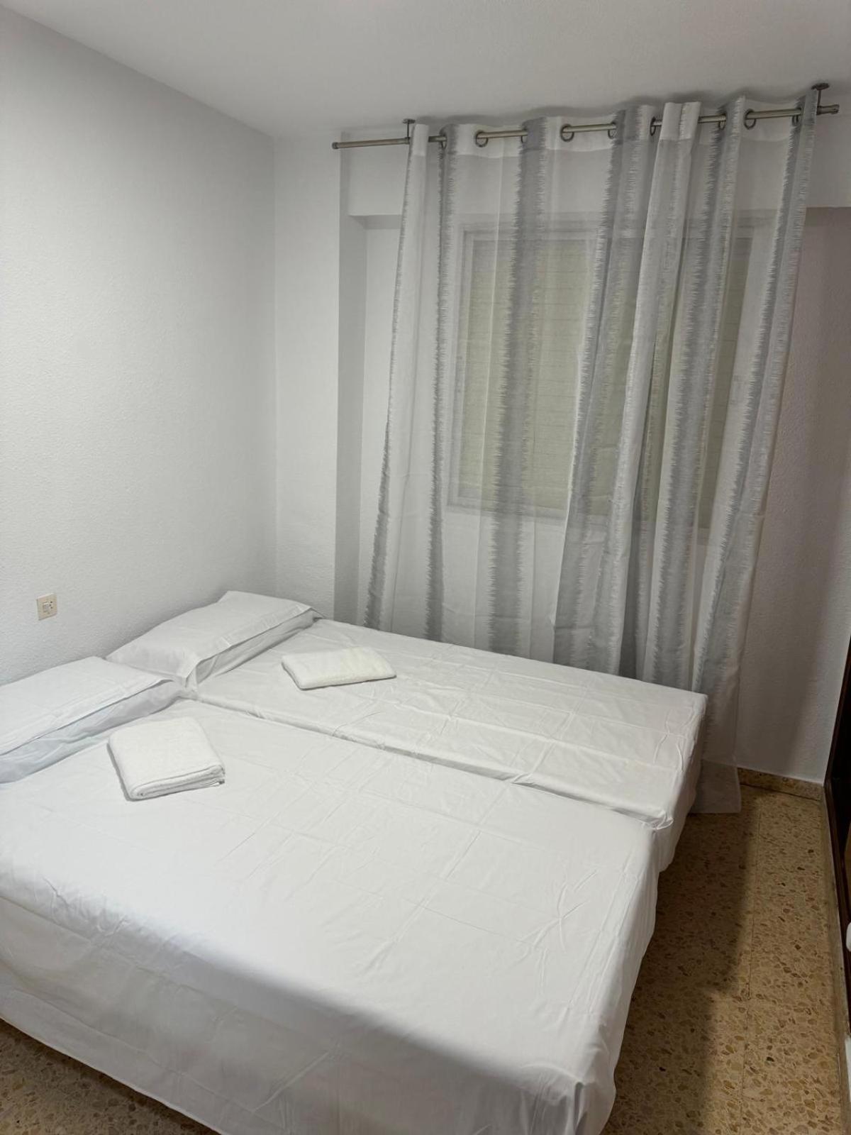 Laramar Apartment Playa de Gandia Bagian luar foto